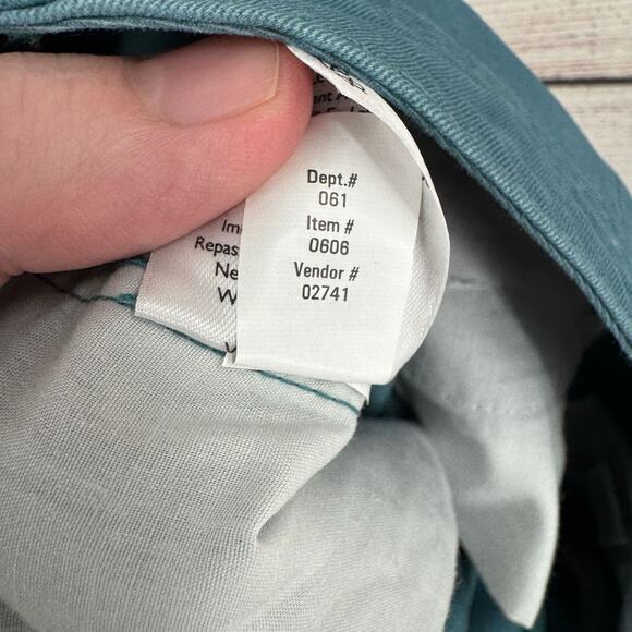 Eddie Bauer Legendwash Slightly Curvy Bermuda Shorts Women's 18 Marina Blue NEW - Picture 12 of 13